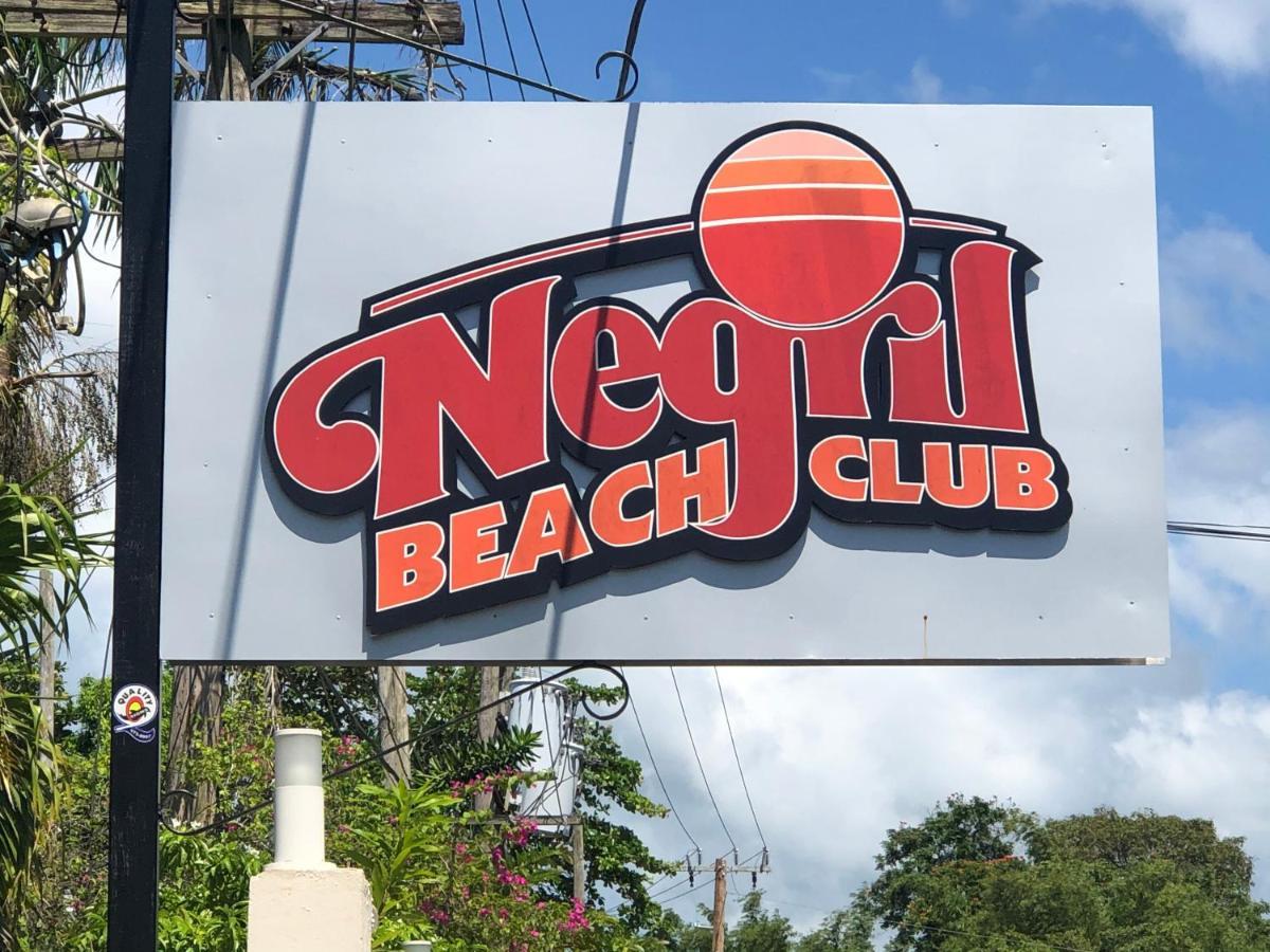 Marriott White Sands, Beachfront Condo At Negril Beach Club Bagian luar foto