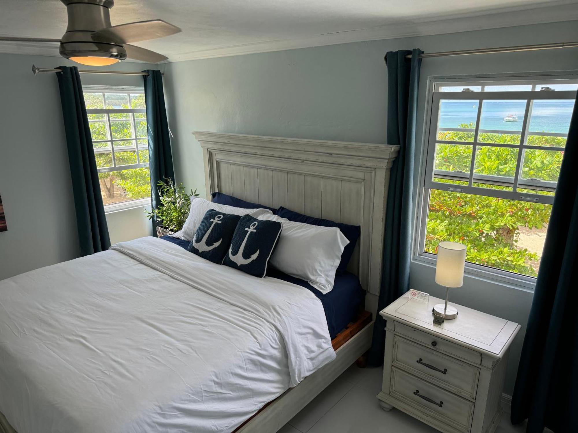 Marriott White Sands, Beachfront Condo At Negril Beach Club Bagian luar foto